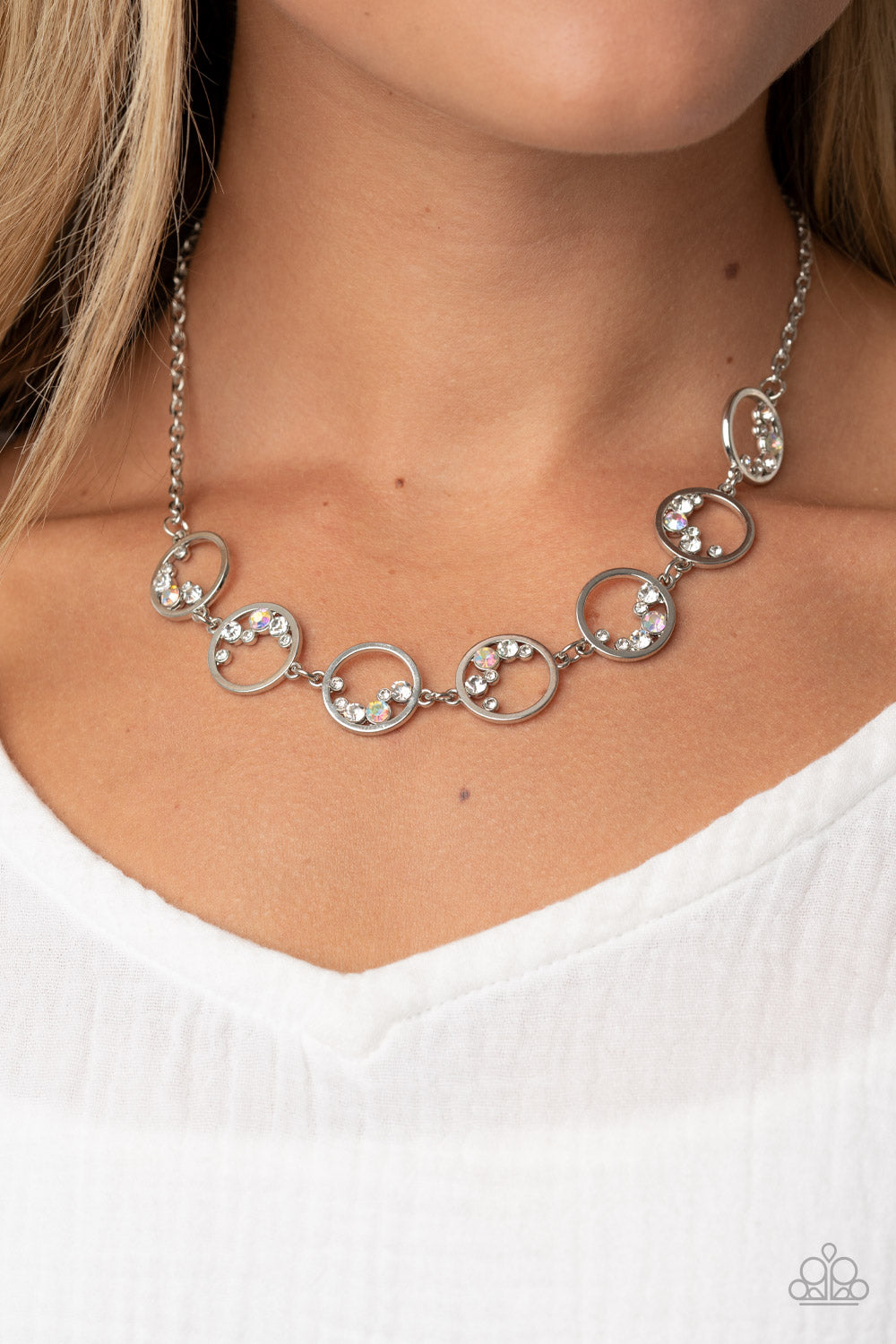 Paparazzi silver circle deals necklace