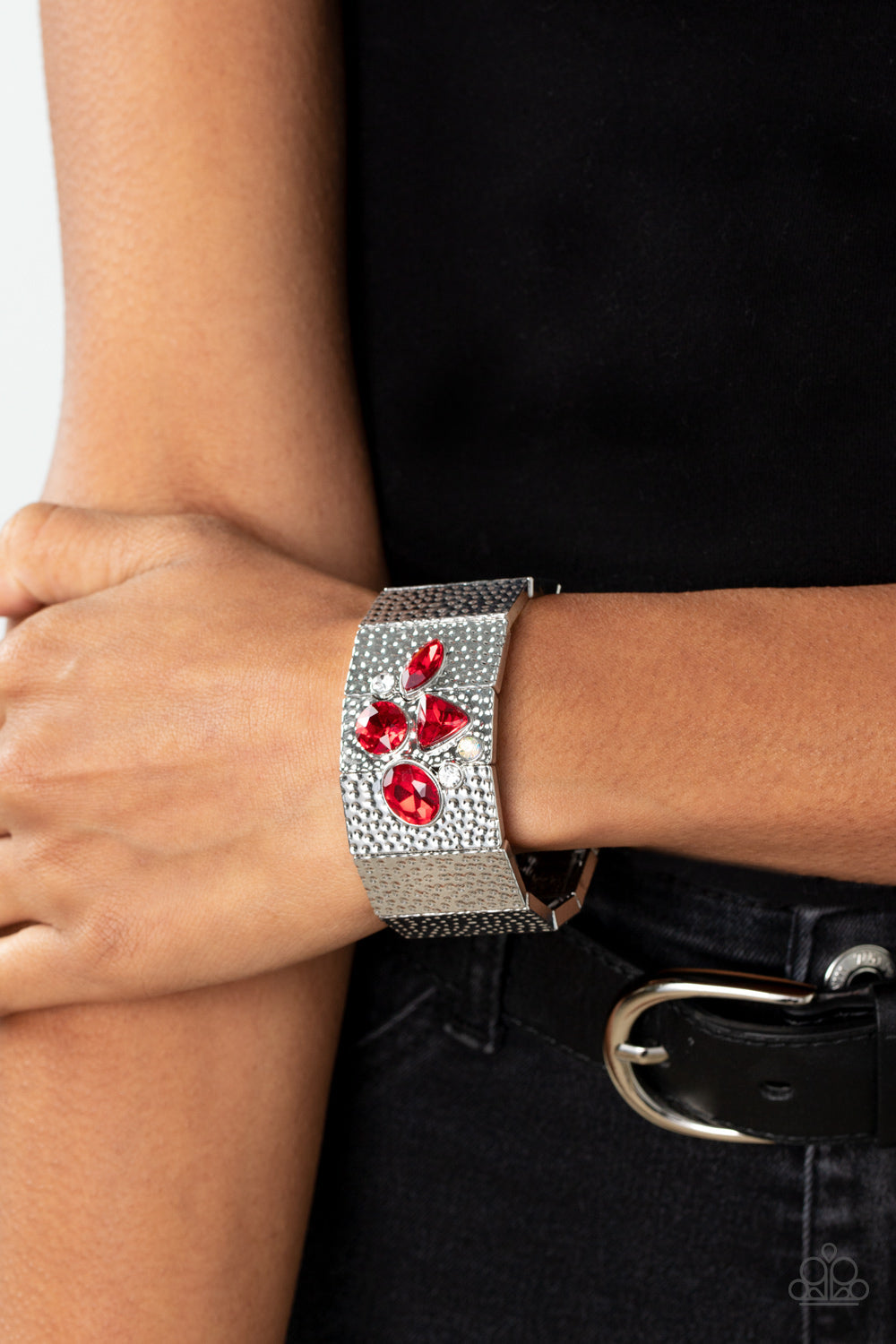 Red urban bracelet on sale paparazzi