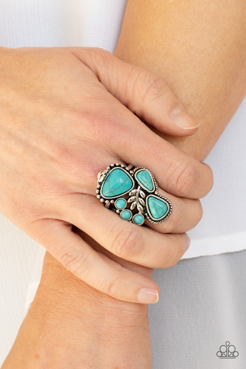 Paparazzi store turquoise ring